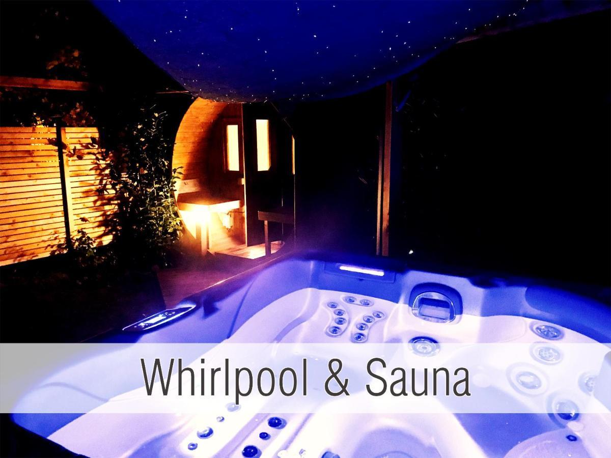Huette41: Ganze Huette Nah Am See Mit Privatem Whirlpool, Sauna. Umzaeunt. 발트키르헨 외부 사진